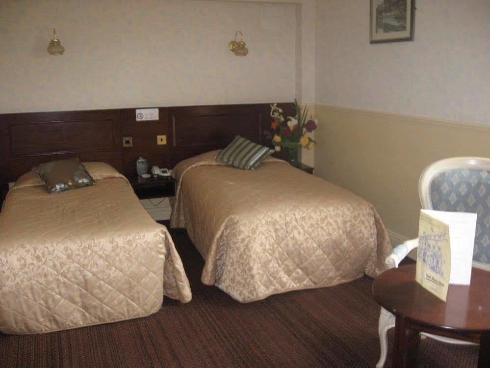 Club House Hotel Kilkenny Bagian luar foto